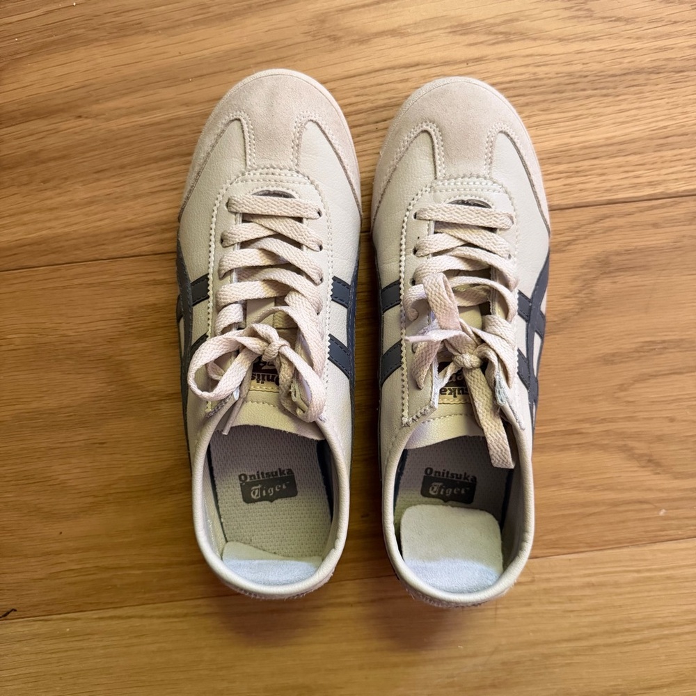 Onitsuka Tiger by Asics Men's Cream and Black Sneakers
